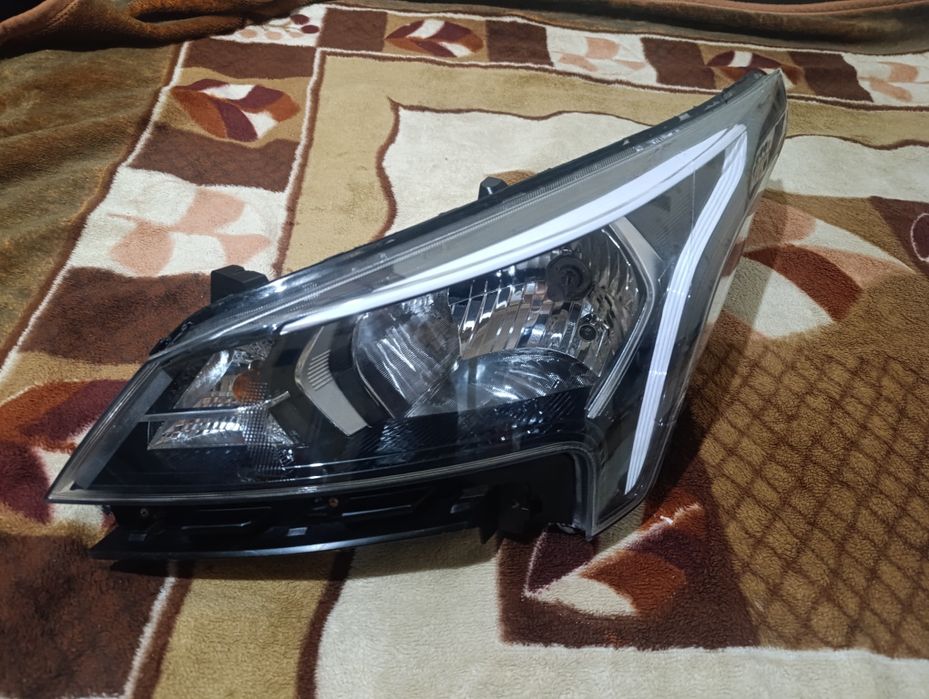 Фара на кия Рио 4 поколения