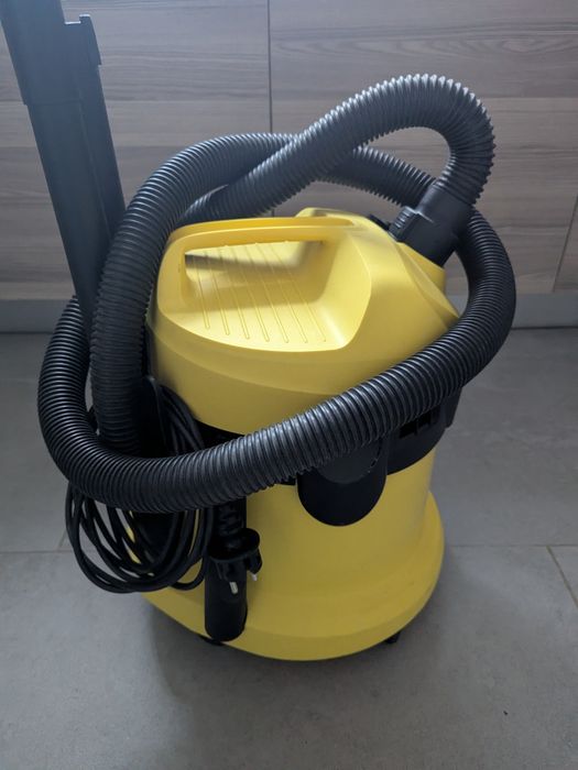 Aspirator umed–uscat Karcher WD 2