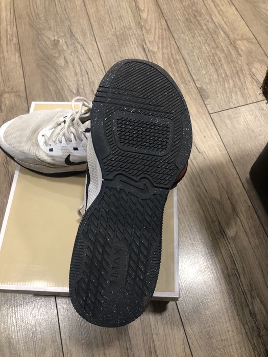 Летни маратонки NIKE размер 41,стелка размер26см.Запазени за момче