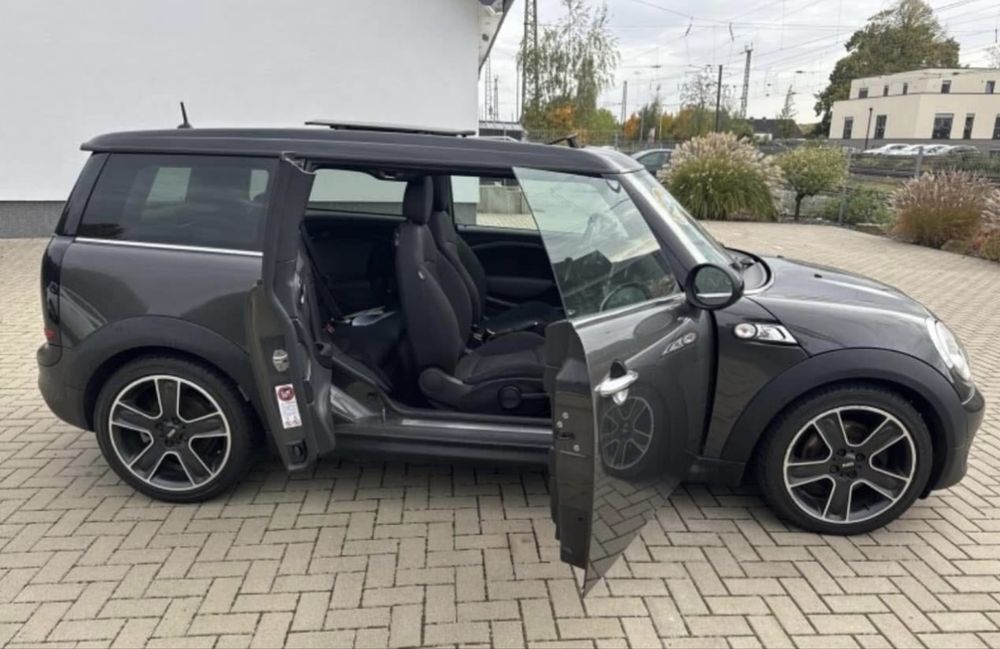 Mini cooper club-man