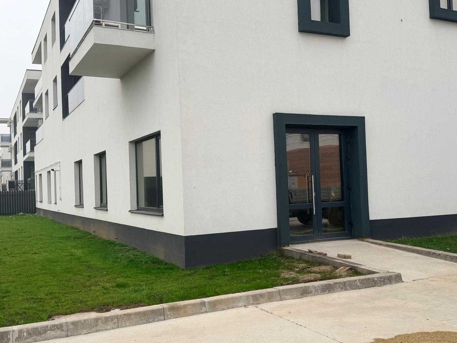 Spatiu Comercial De Vanzare