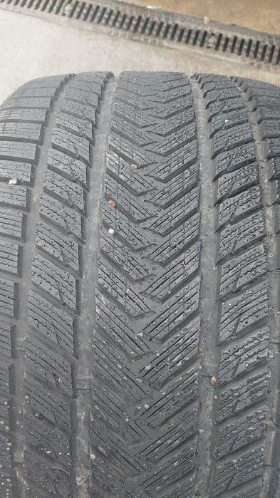 Anvelope iarna Gripmax 335/25 R22 si 295/30 R22