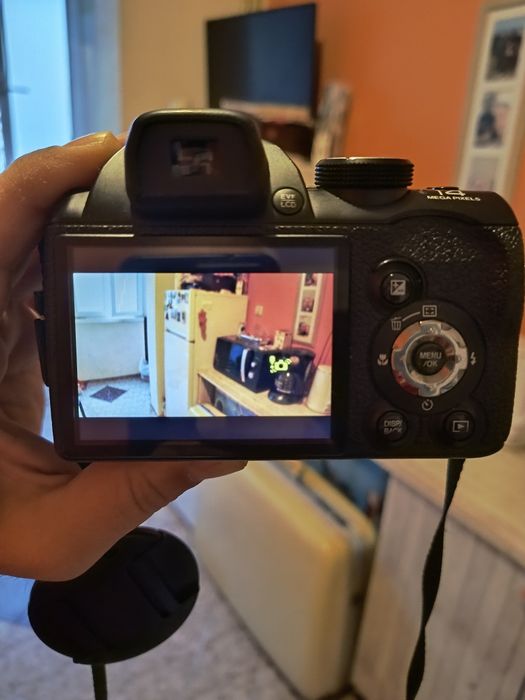 Fijifilm Finepix S4500 -Дигитална фото камера