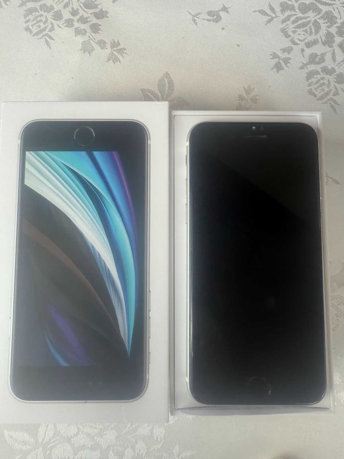 Iphone se 2020 в много добро състояние
