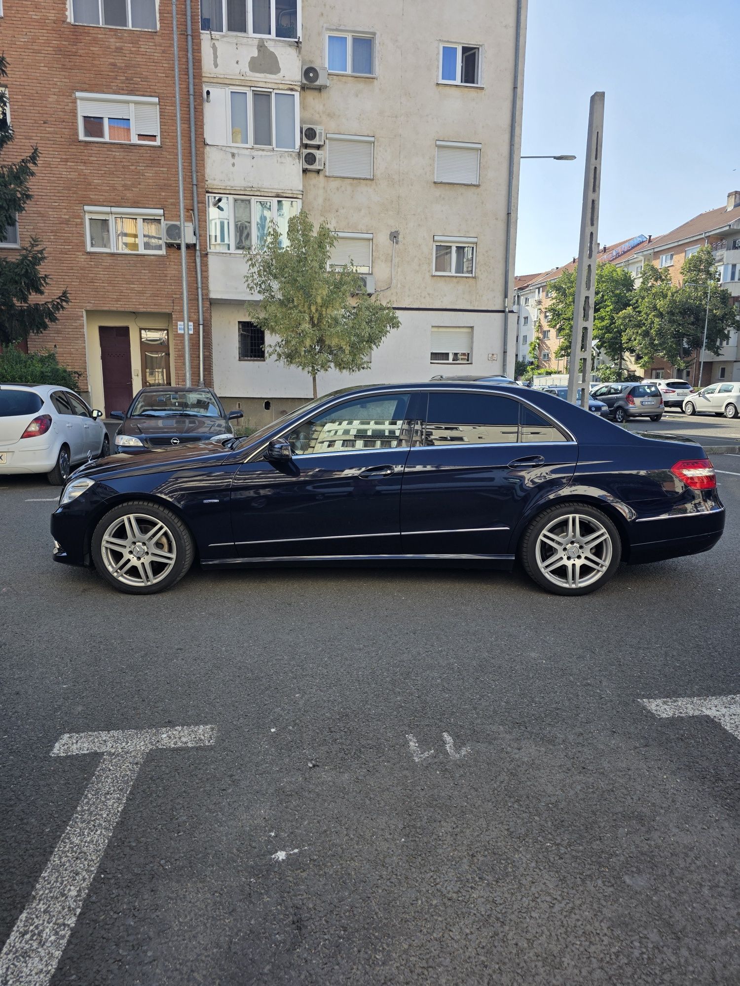Mercedes Benz E220 CDI