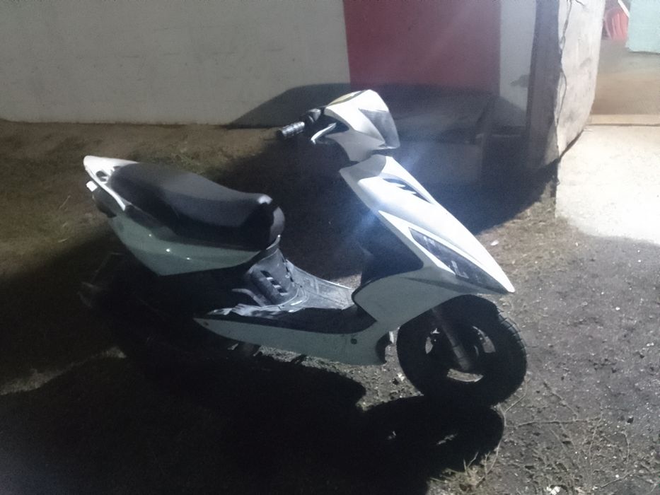 Продам скутер Венто