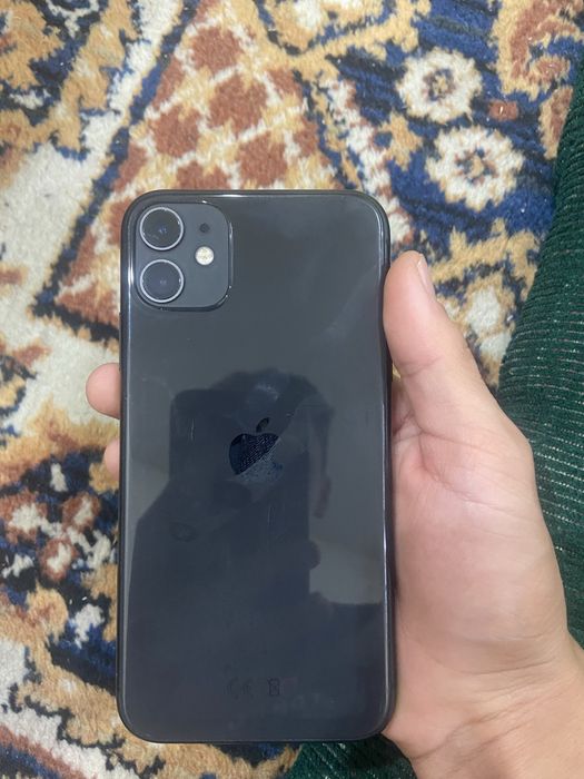 Айфон 11 128гб.