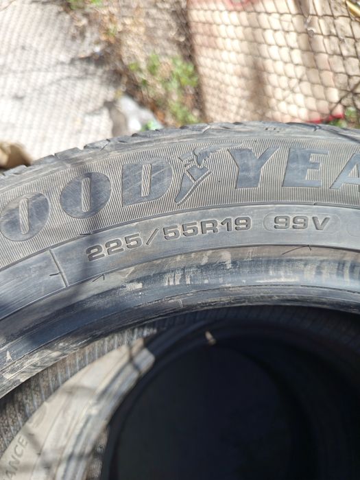 Продам резину в хорошем состоянии