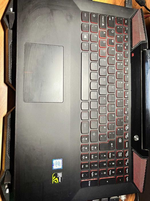 Laptop Lenovo Y700-15ISK - i7-6700HQ, GTX 960M 4GB + CADOU