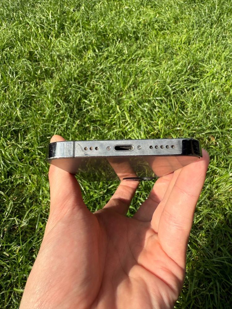 iphone 12 pro idealni