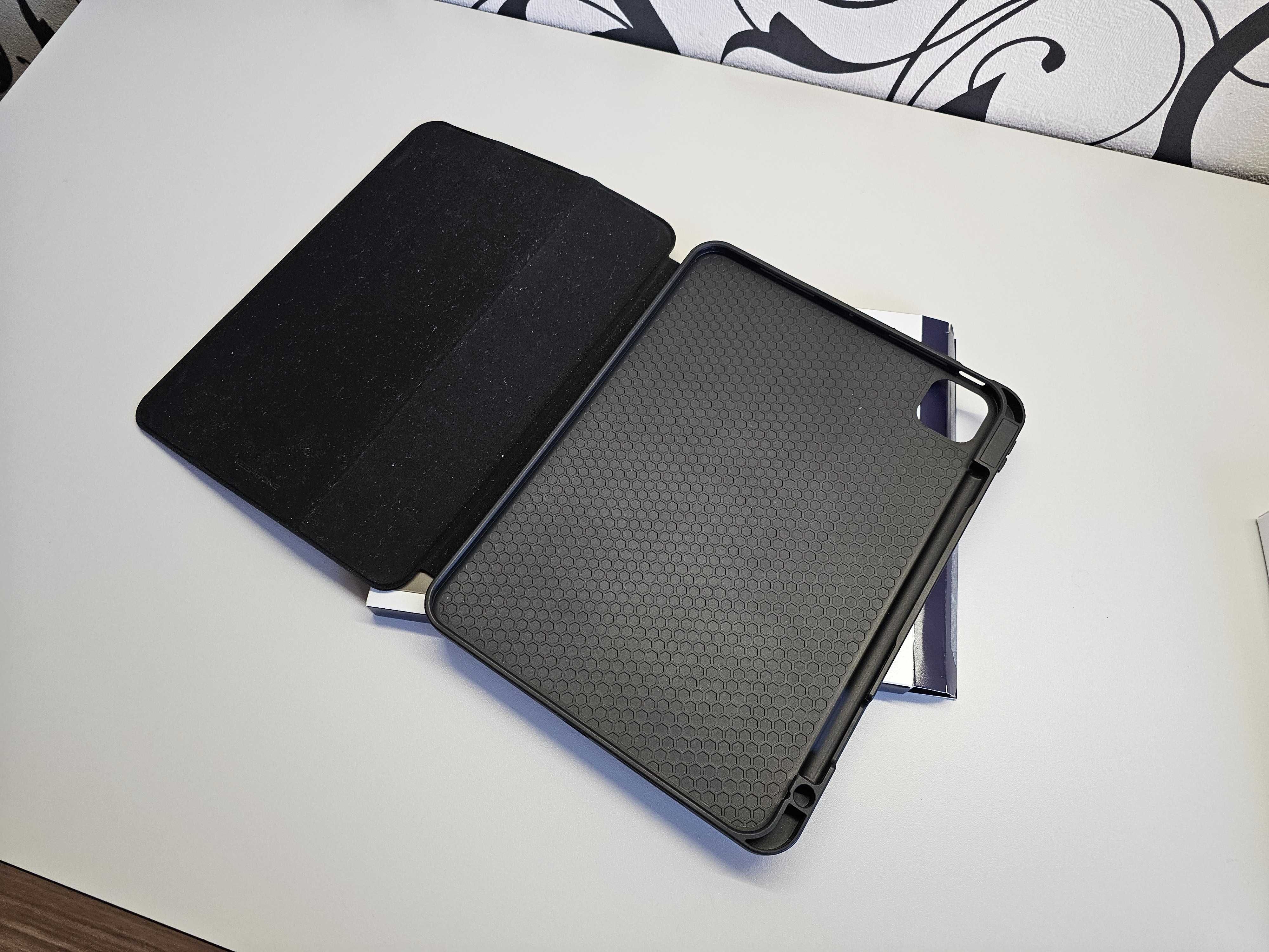 ПРОДАМ Чехол от Планшет Apple iPad 11 PRO (M2/M4). Состояние ОТЛИЧНОЕ