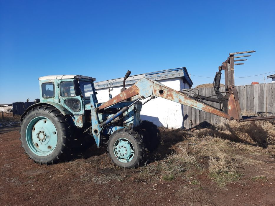 Продам трактор в комплекте