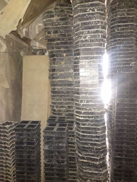 брусчатка цехи сотилади .