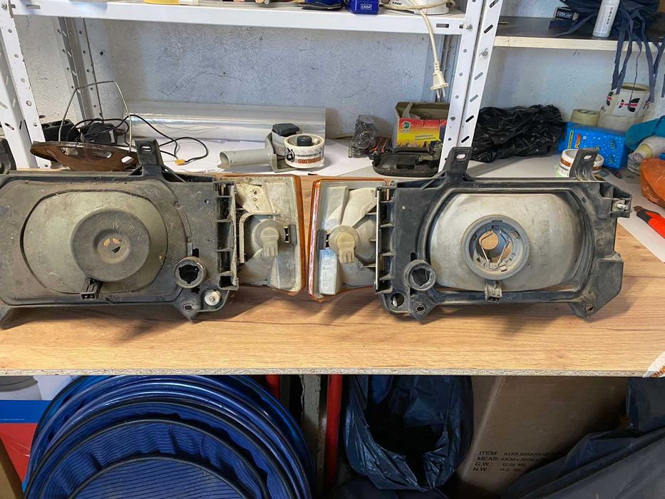 Фарове с мигачи  за  Volkswagen T4  2 броя ляв и десен