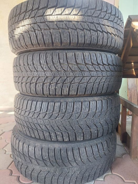 Шины зимние б/у 225/60/17