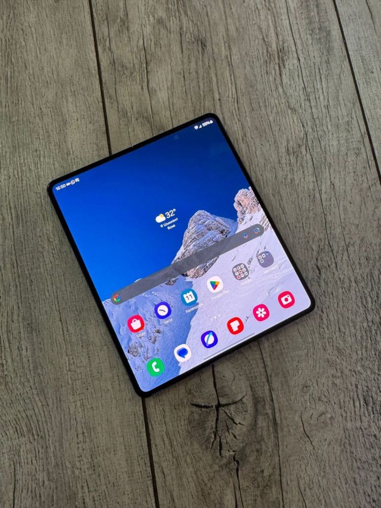 Samsung Z Fold 4