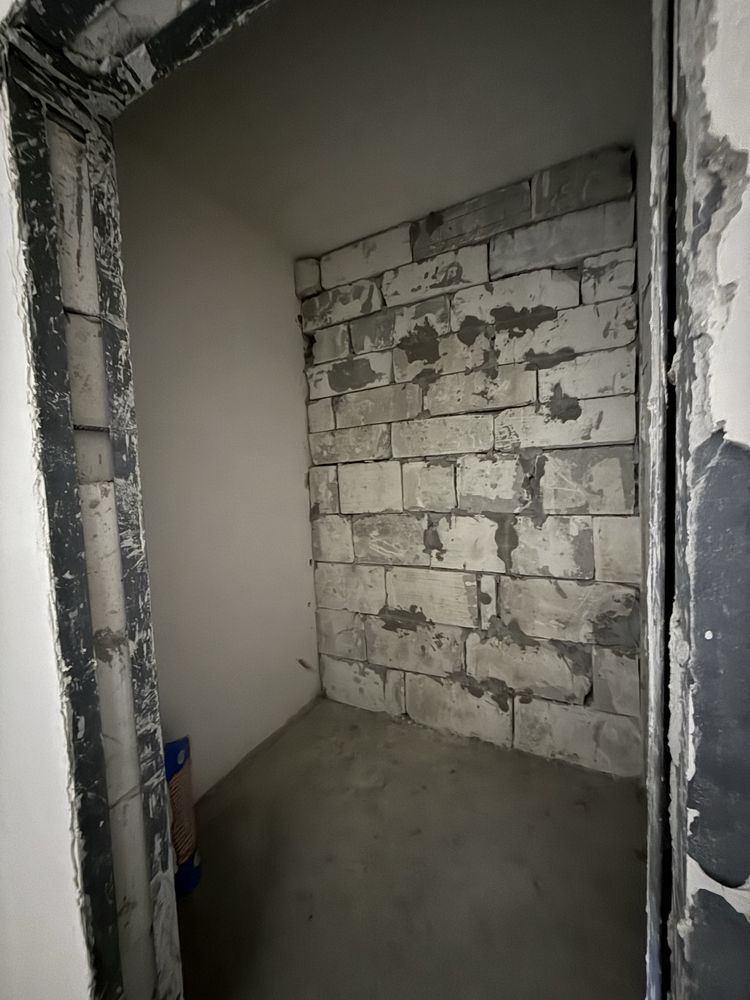 Срочно!!! Квартира без ремонта в новостройке SKY BUILD