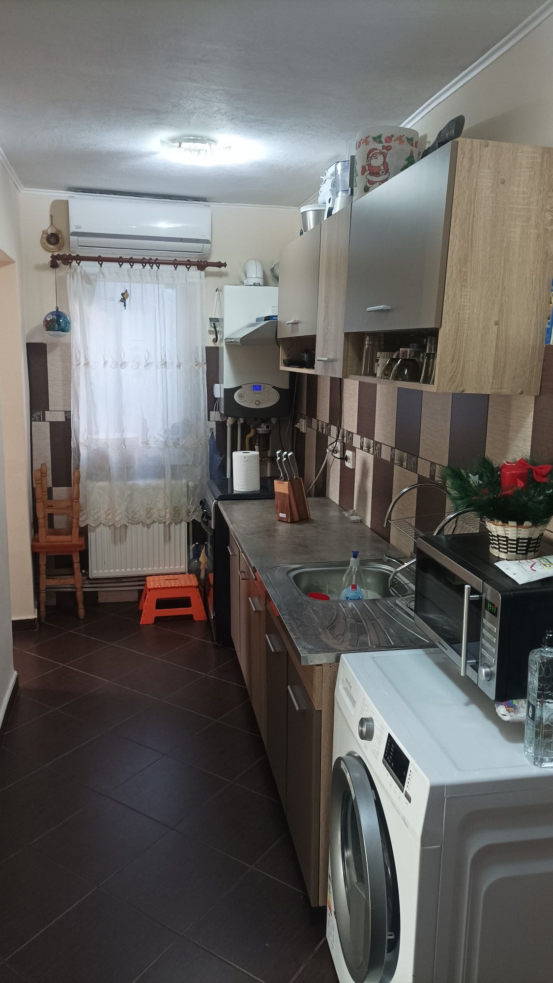 Apartament două camere plus balcon