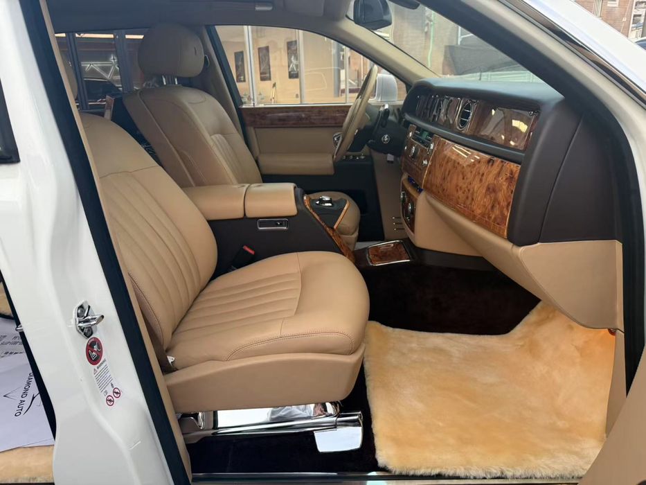 Rolls Royce Phantom Long Version