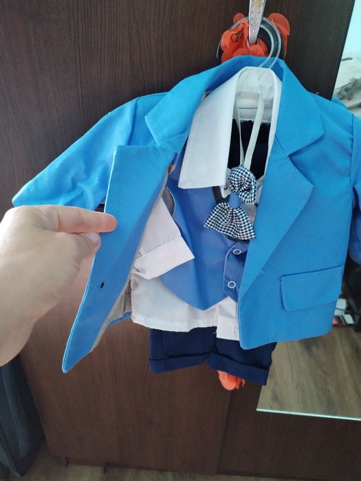 Vand costumașe botez băiețel