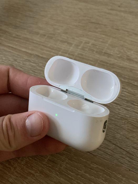Кейс от Airpods Pro 2