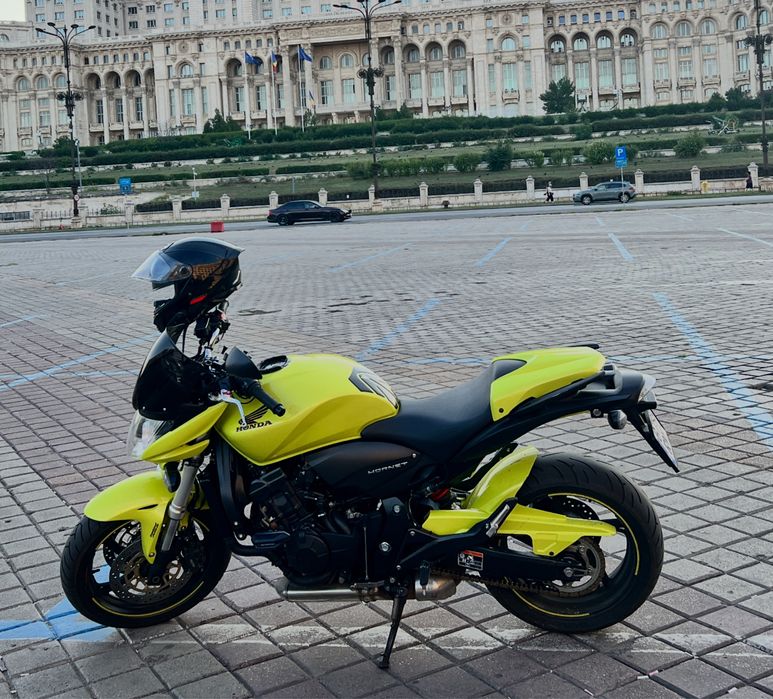Honda hornet 2010