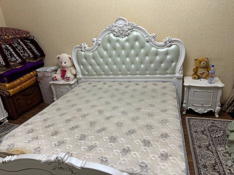 Spalni mebel sotiladi