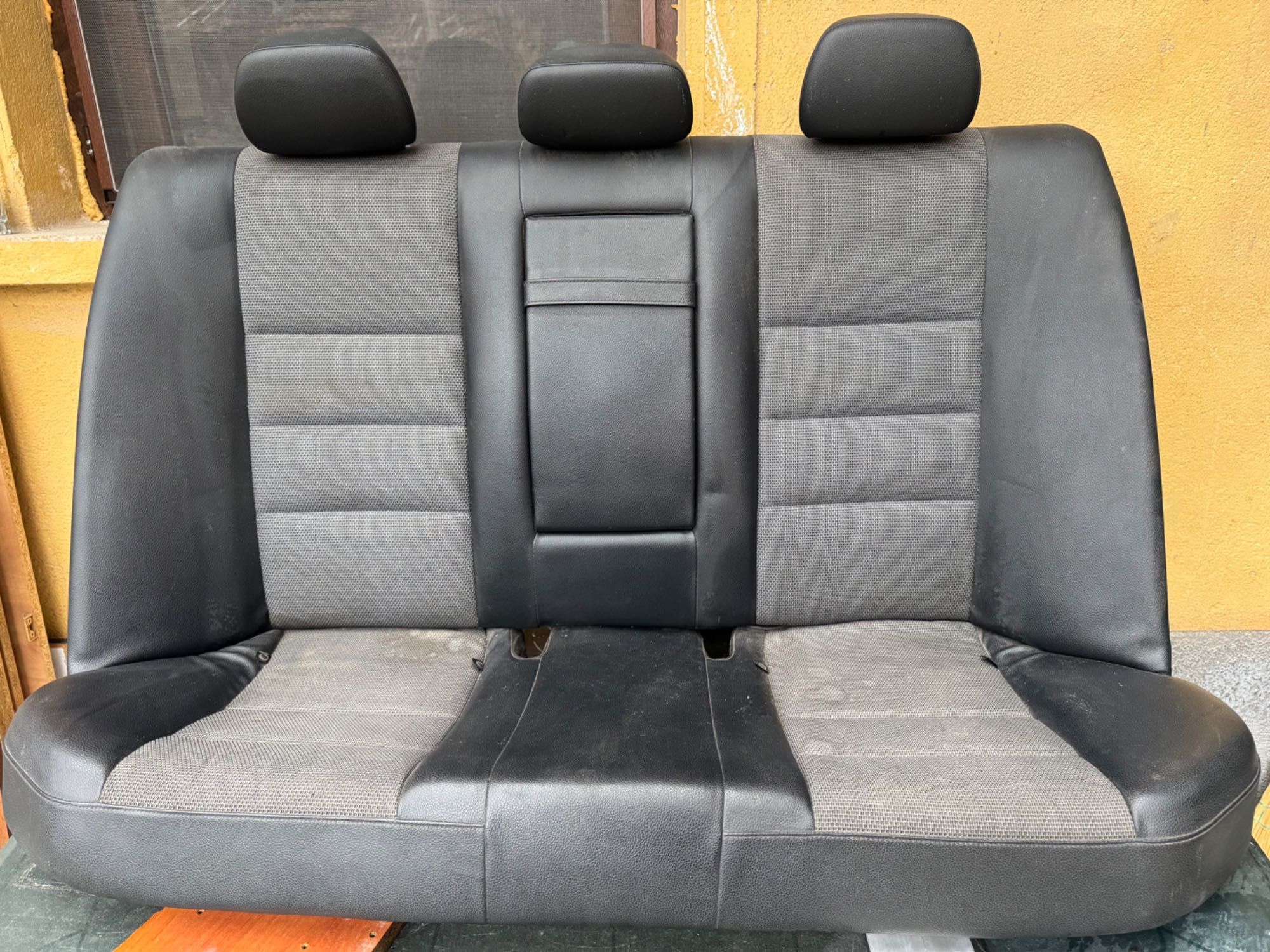 Седалки- задни от Mercedes C220 W204 АМG пакет