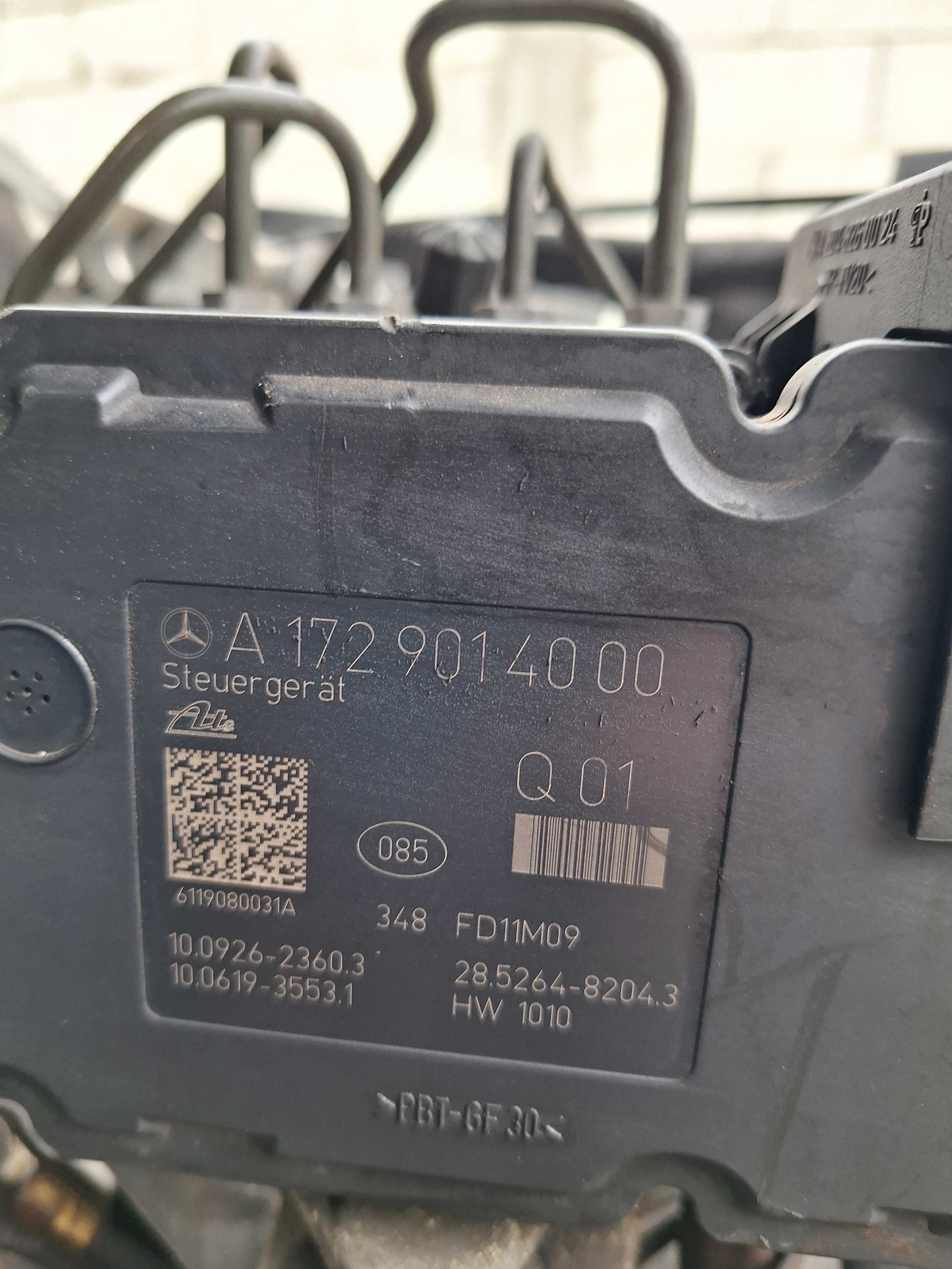 Мерцедес W204 2011 г. На части код 651