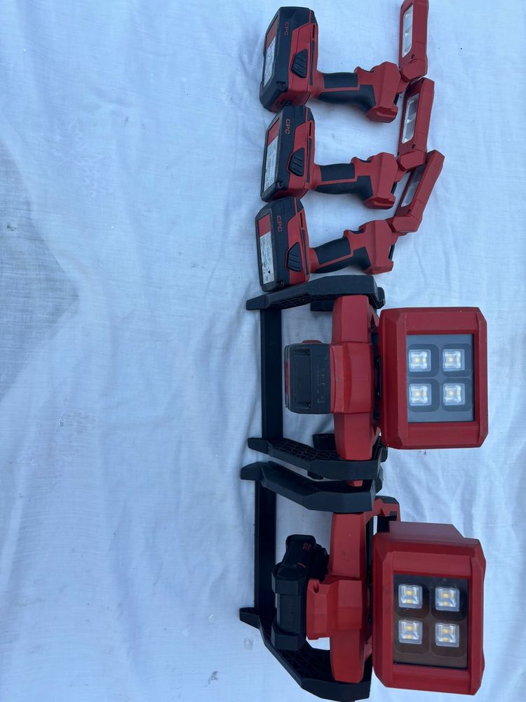 Hilti Lanterna si Proector