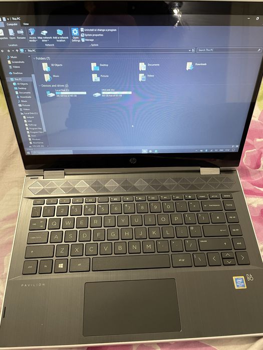 Hp 1,36 TB memorie ecran touchscreen