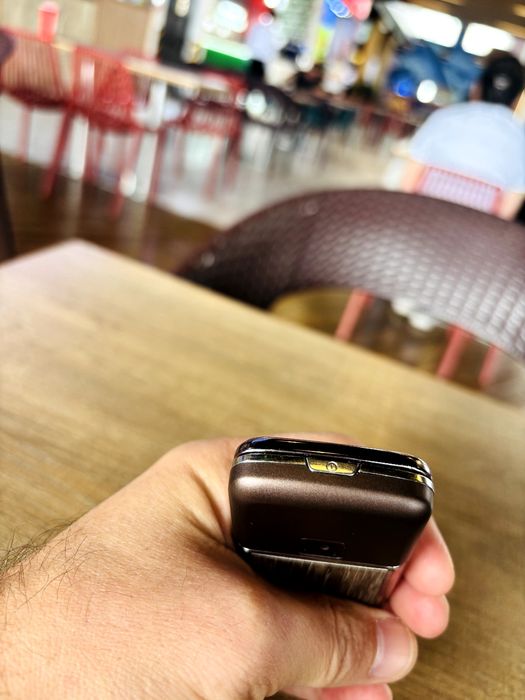 Nokia 8800e-1 zor