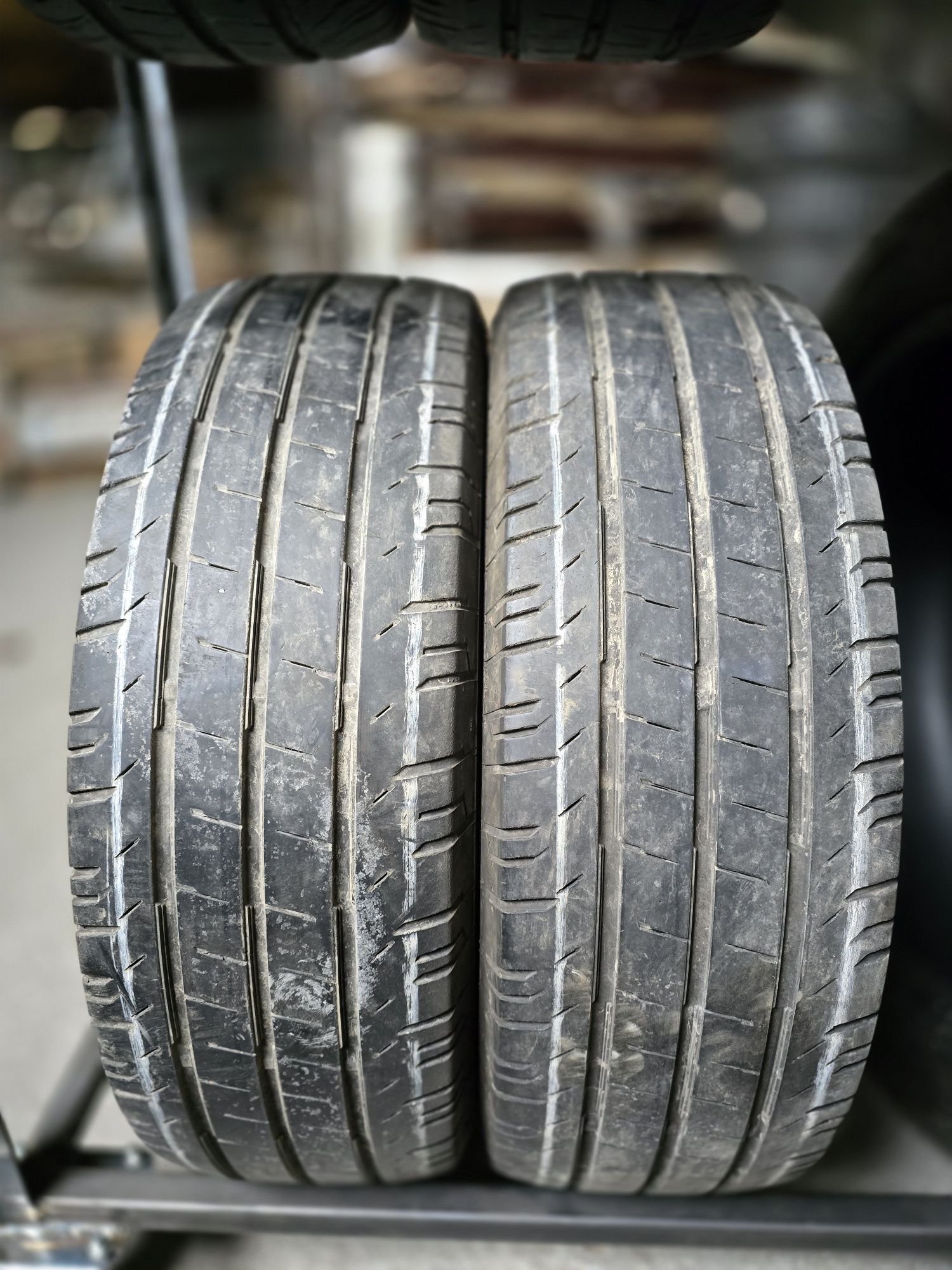 2x 205/65/16C VARA CONTINENTAL Stare impecabila