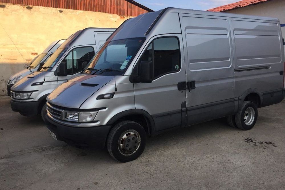 Dezmembrez Iveco Daily 3.0 2000 - 2006