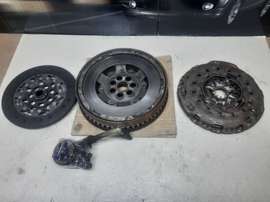 Kit ambreiaj renault megane 3 scenic 3 laguna 3  1.5dci