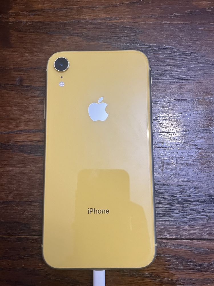 iPhone XR - Galben