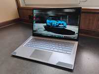 Laptop Asus ZenBook - ryzen 5 - RX - Vega
