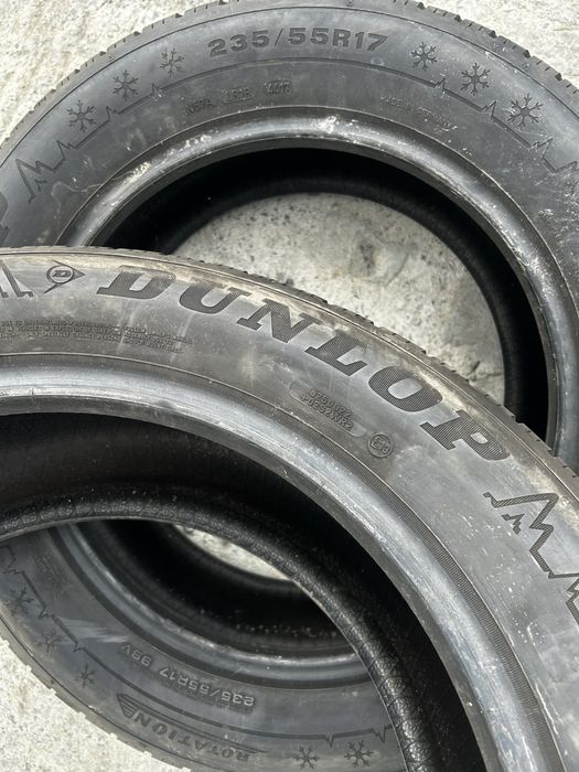 2бр Зимни гуми Dunlop 235/55R17