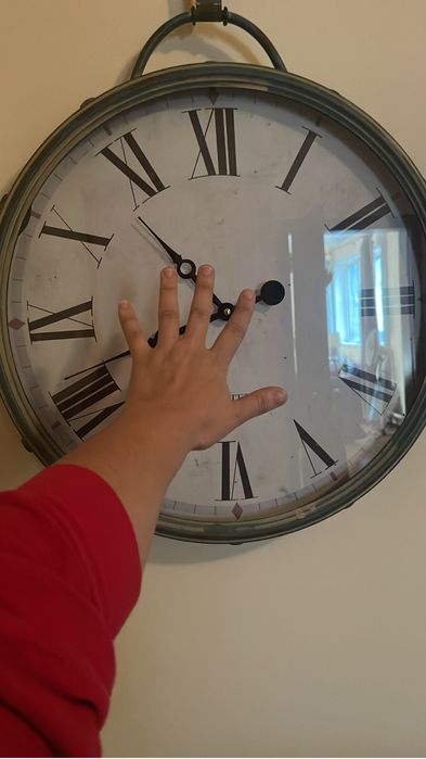 Срочно продам часы очень хорошего качества