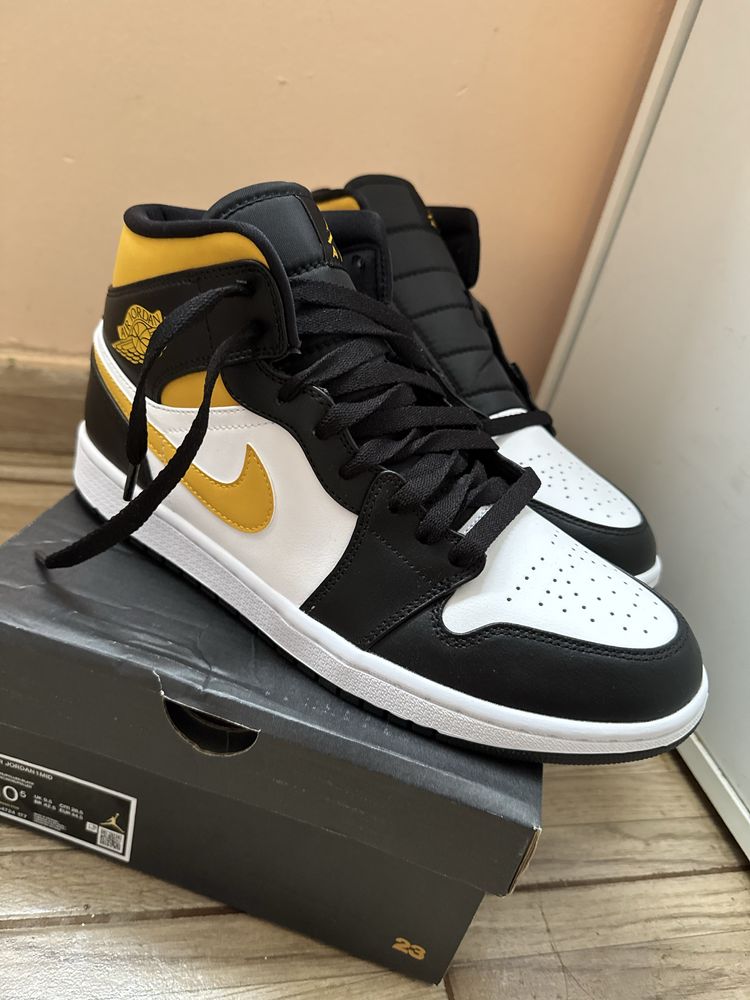 Nike Air Jordan 1 Mid