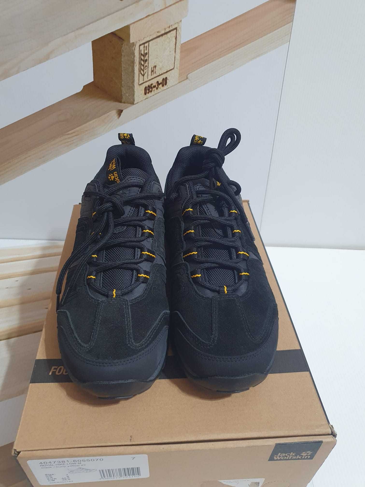 Jack Wolfskin Royal Hike masura 40.5 originali noi in cutie