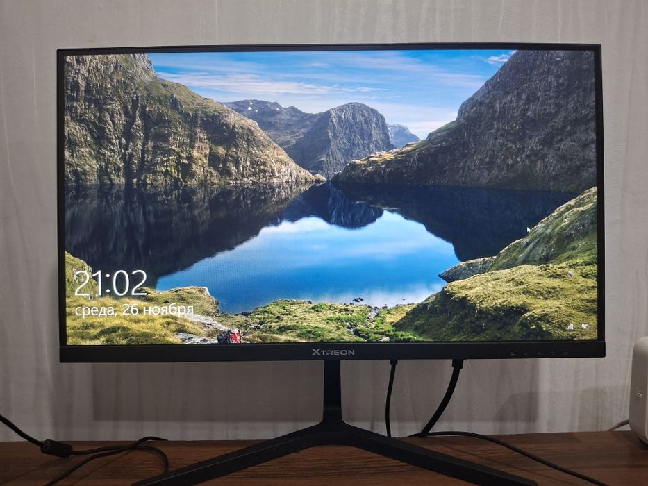 Продаёться Монитор XTREON