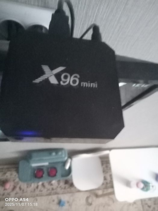 Продам приставку smart на андроиде