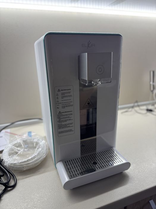 Диспенсър за пречистване и затопляне на вода Elixir - Pro Water System
