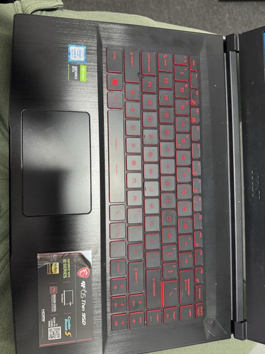 Laptop MSI GF 65  de gaming