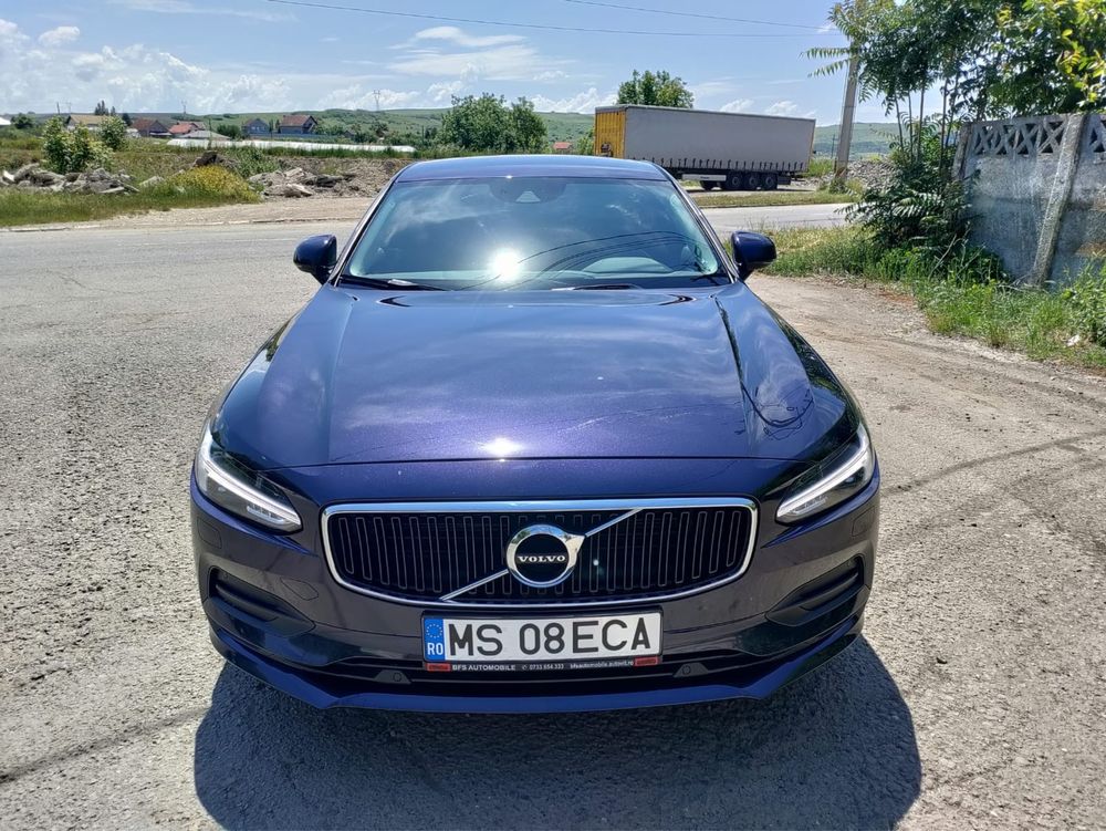 De vnazare Volvo S 90!!!