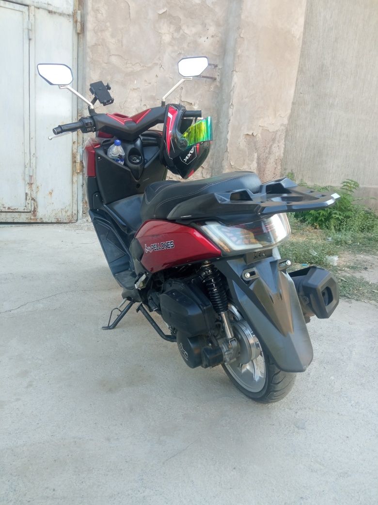 S max skuteri 150cc