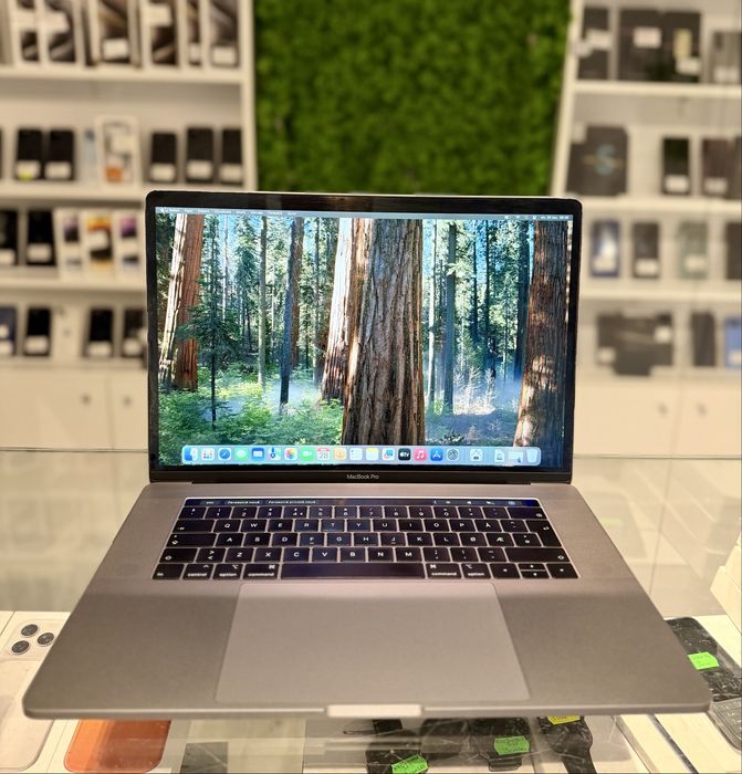 **ATS GSM**MACBOOK Pro Touchbar 16-inch 2018  256Gb/16Gb Ram