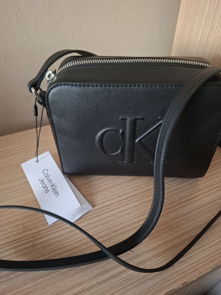 Оригинална чанта Calvin Klain