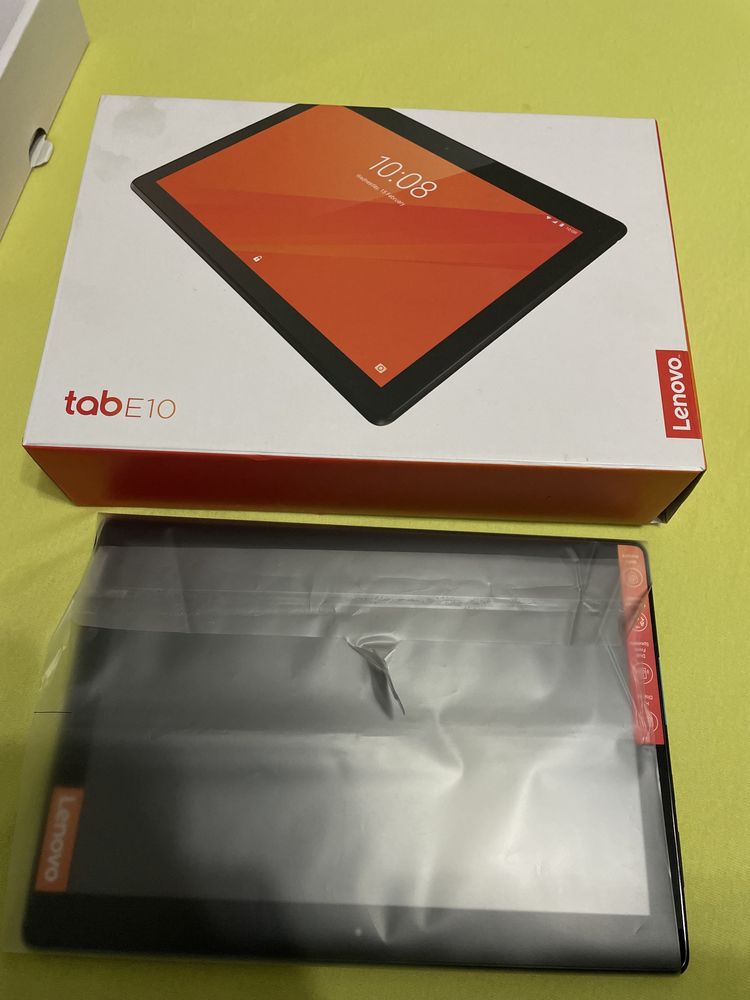 Vand tableta Lenovo E10